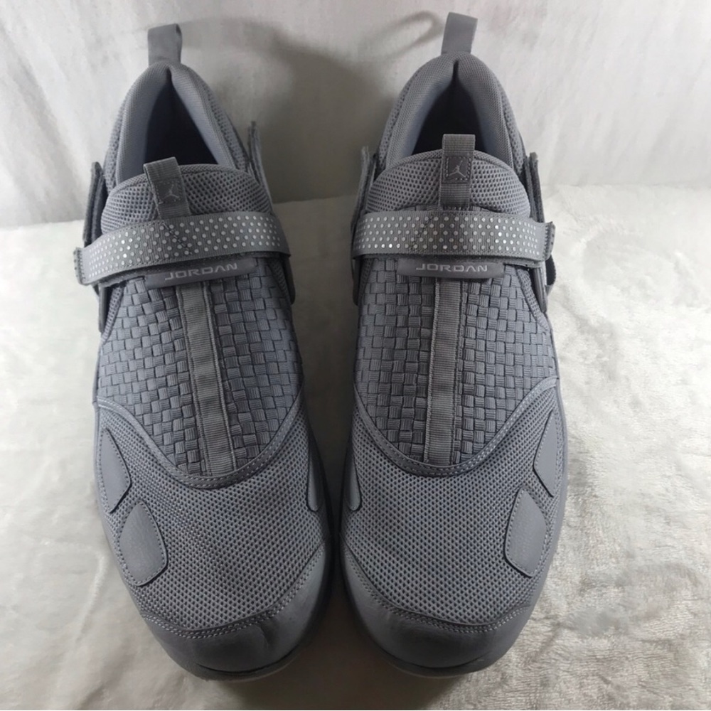 Mens Air Jordan size 17 Sneakers Gray